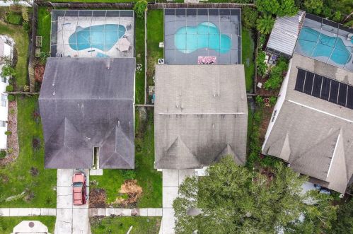 9759 Fox Hollow Rd, Tampa FL  33647-1831 exterior