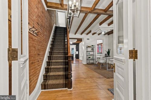 460 Queen St, Lancaster PA  17603-5618 exterior