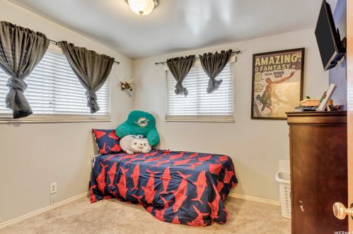 1394 8175, Sandy UT 84093-6617 exterior