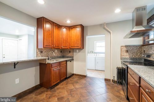 506 Hanover St, Pottstown PA 19464-4519 exterior