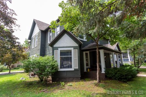 650 Hawthorne St, Grand Rapids MI 49503-3534 exterior