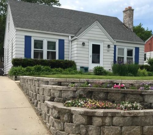 225 110th St, Milwaukee, WI 53226-4104