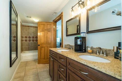 3307 Wisconsin Ave, Saint Louis MO 63118-3245 exterior