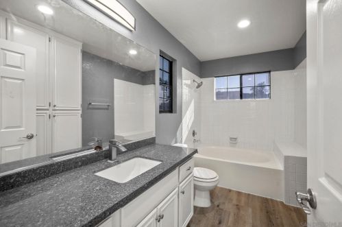 4565 54 St, San Diego CA 92105-3705 exterior