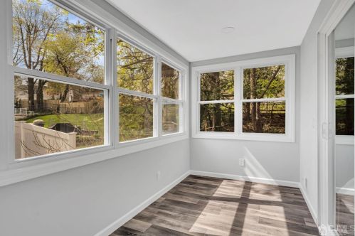 45 Harmon Rd, Edison NJ  08837-2723 exterior