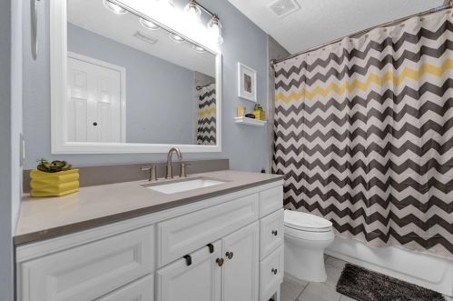 8518 Malardcrest Dr, Humble TX 77346-6119 exterior