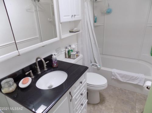 6152 29 St, Tucson AZ 85711-6123 exterior