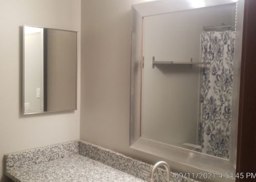 1515 Hollytree Ln, Bull Valley IL 60014-8972 exterior