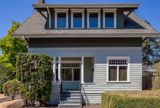 1622 49 St, Seattle WA  98103-6841 exterior