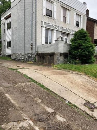 3555 Beechwood Blvd, Pittsburgh, PA 15217-2768