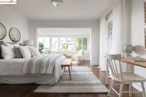 2542 Chilton Way, Berkeley CA 94704-2807 exterior