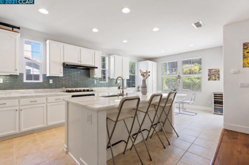 1230 Mountain Side Ct, Concord CA 94521-5508 exterior