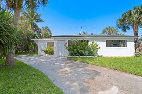 235 20 St, Boca Raton FL 33431-8013 exterior