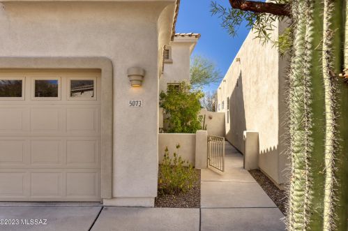 5073 Pinnacle Cove Dr, Tucson AZ  85749-7153 exterior