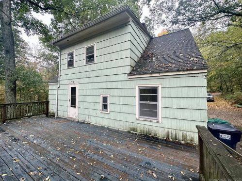 19 Kulas Ter, Seymour CT 06483-2715 exterior