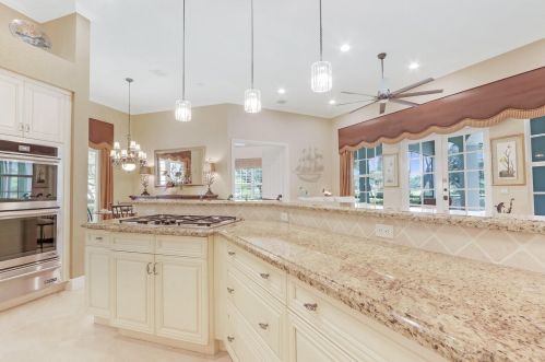 9328 Scarborough Ct, Fort Pierce FL  34986-3360 exterior