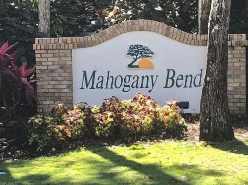 151 Edgemere Way, Naples, FL 34105-7108