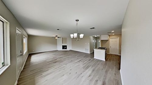 109 Cloudview Dr, Austin TX 78745-5618 exterior