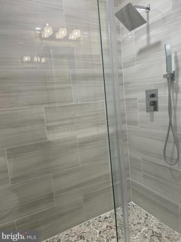 6104 Briarview Ct, Alexandria VA  22310-1526 exterior