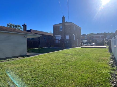 8635 Winchester Ave, Chicago IL 60620-5450 exterior