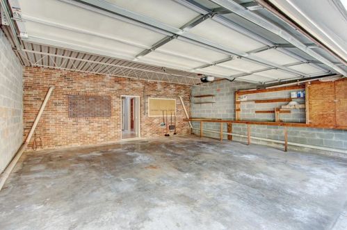 1655 Executive Park Ln, Atlanta GA 30329-3129 exterior