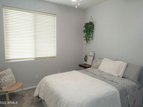 35826 33rd Ln, Phoenix AZ  85086-4201 exterior