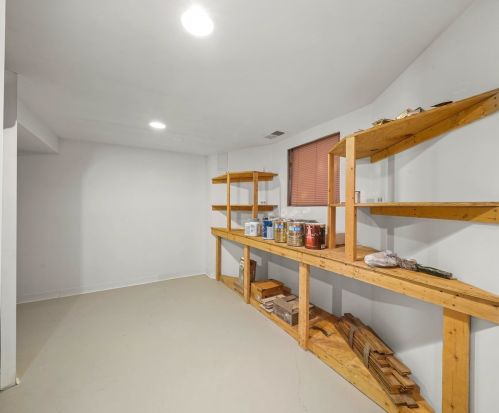 2226 Kedvale Ave, Chicago IL 60629-5708 exterior