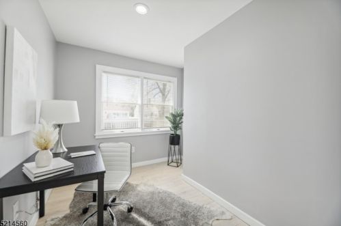 324 Sycamore Ave, Scotch Plains NJ  07076-1124 exterior