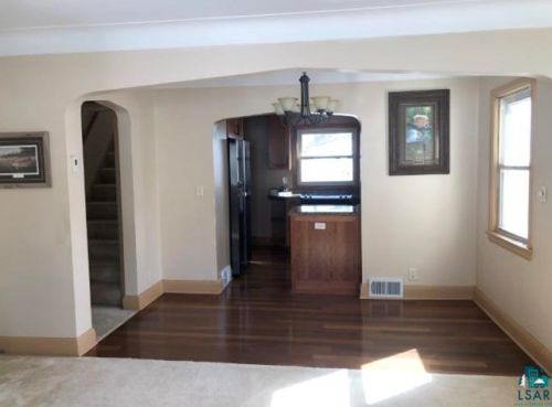 2226 24th St, Duluth, MN 55811-3110