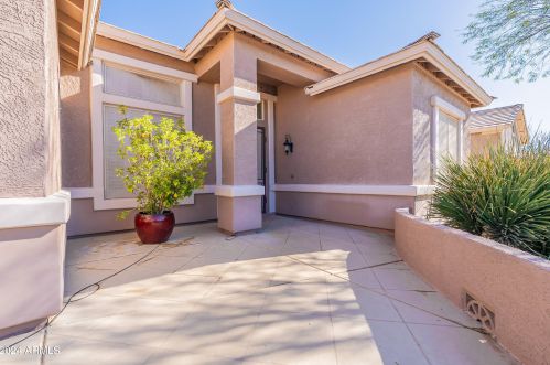 1070 Westchester Dr, Chandler, AZ 85249-4436