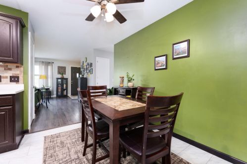 127 Melody Ave, Kalamazoo MI 49002-6219 exterior