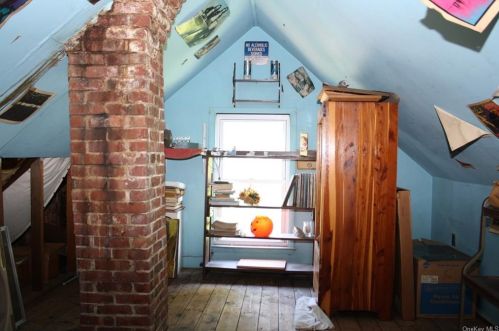 526 Simpson Pl, Peekskill NY 10566-4522 exterior