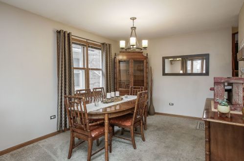 3220 Osage Ave, Chicago IL 60634-2953 exterior