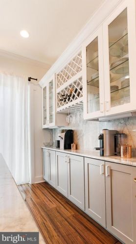 1423 Bouvier St, Philadelphia PA 19132-3815 exterior