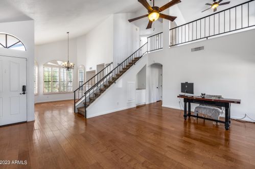 1944 Behrend Dr, Phoenix AZ 85027-3834 exterior