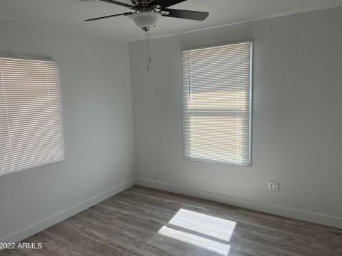 108 27 Dr, Phoenix AZ 85045-4201 exterior