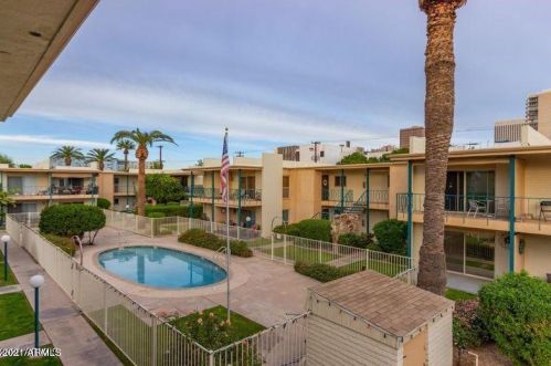 3655 5th Ave, Phoenix AZ 85013-3757 exterior