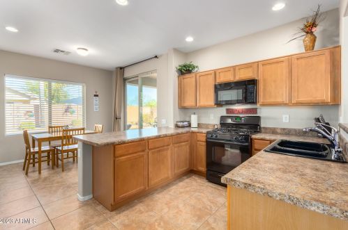 982 Waterview Pl, Chandler AZ 85249-4852 exterior