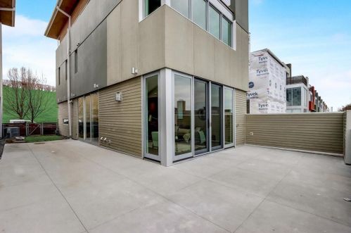 833 Reservoir Ave, Milwaukee WI 53212-3722 exterior