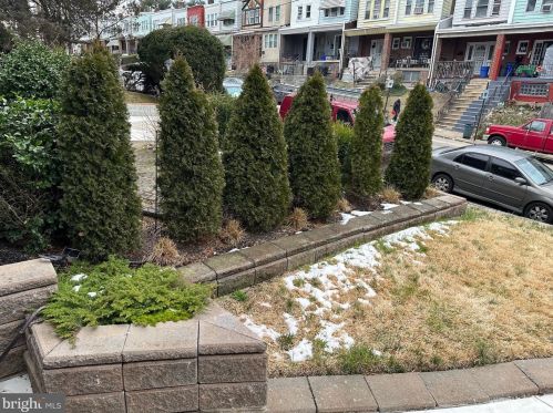 5745 20th St, Philadelphia, PA 19138-2901