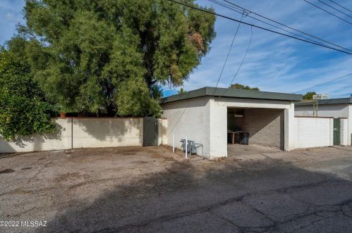 5716 Grant Rd, Tucson AZ 85712-2341 exterior