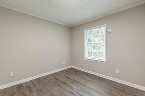 3250 Mount Gilead Rd, Atlanta GA  30311-5202 exterior