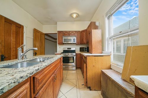 5034 Wolfram St, Chicago IL 60618-7411 exterior