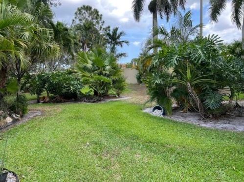 6934 Southport Dr, Boynton Beach FL 33472-6901 exterior