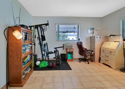 1702 18 St, Boynton Beach FL 33426-6410 exterior