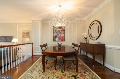 1532 Hampton Hill Cir, Mc Lean VA  22101-6020 exterior