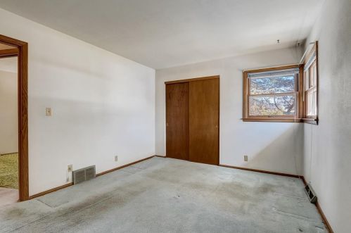 9728 Langlade St, Milwaukee WI 11032-1321 exterior