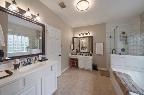 18146 Walden Frst Dr, Humble TX 77346-6023 exterior