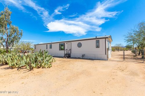 7140 Blue Blvd, Tucson, AZ 85743-9647