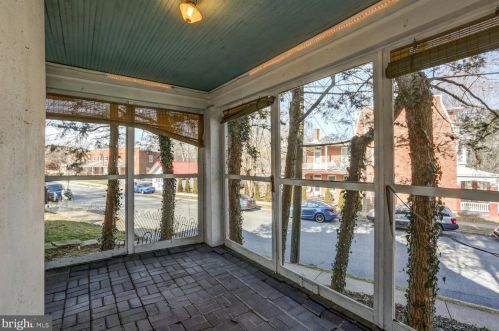 48 Cottage Ave, Lancaster PA  17602-3212 exterior